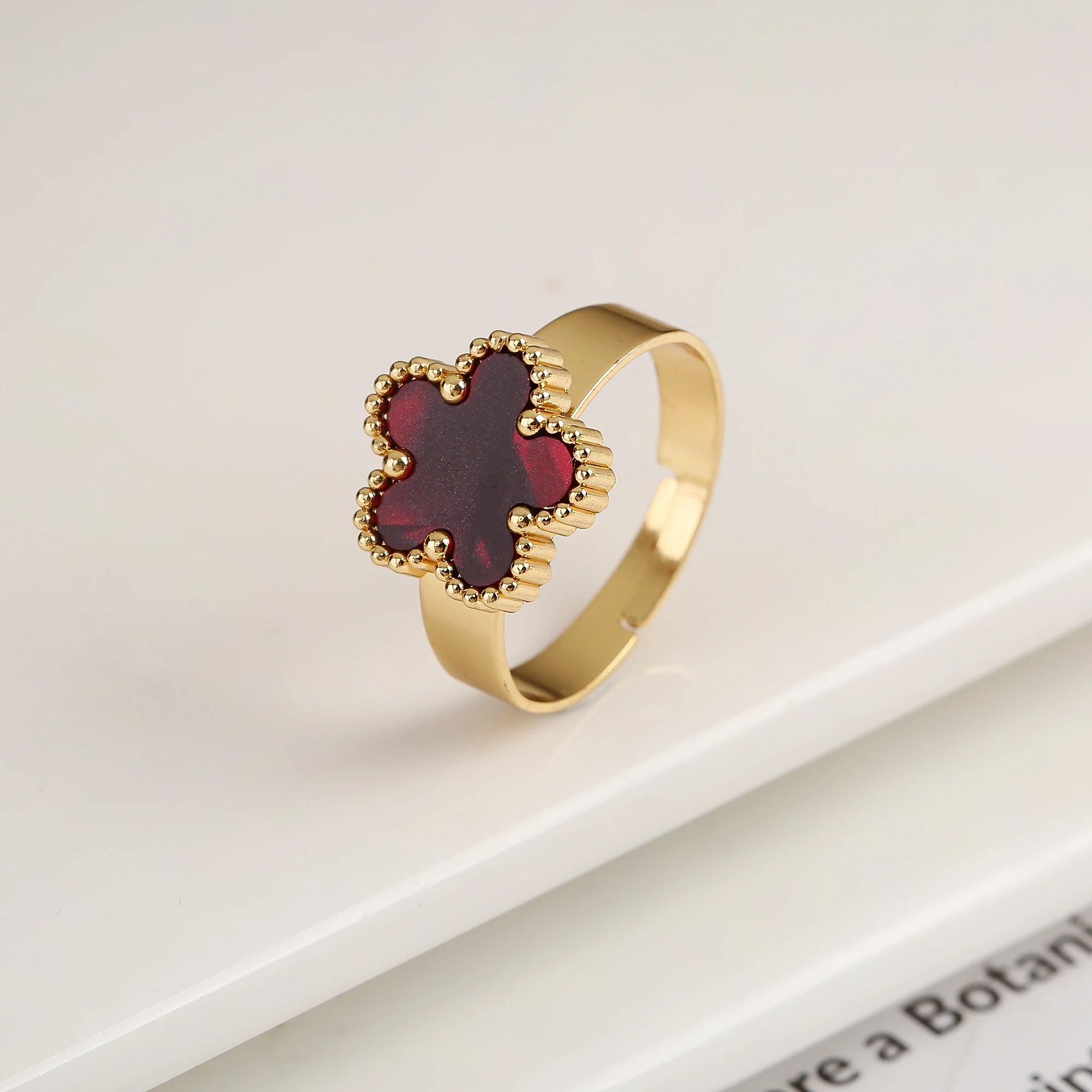 Clover Aura Ring
