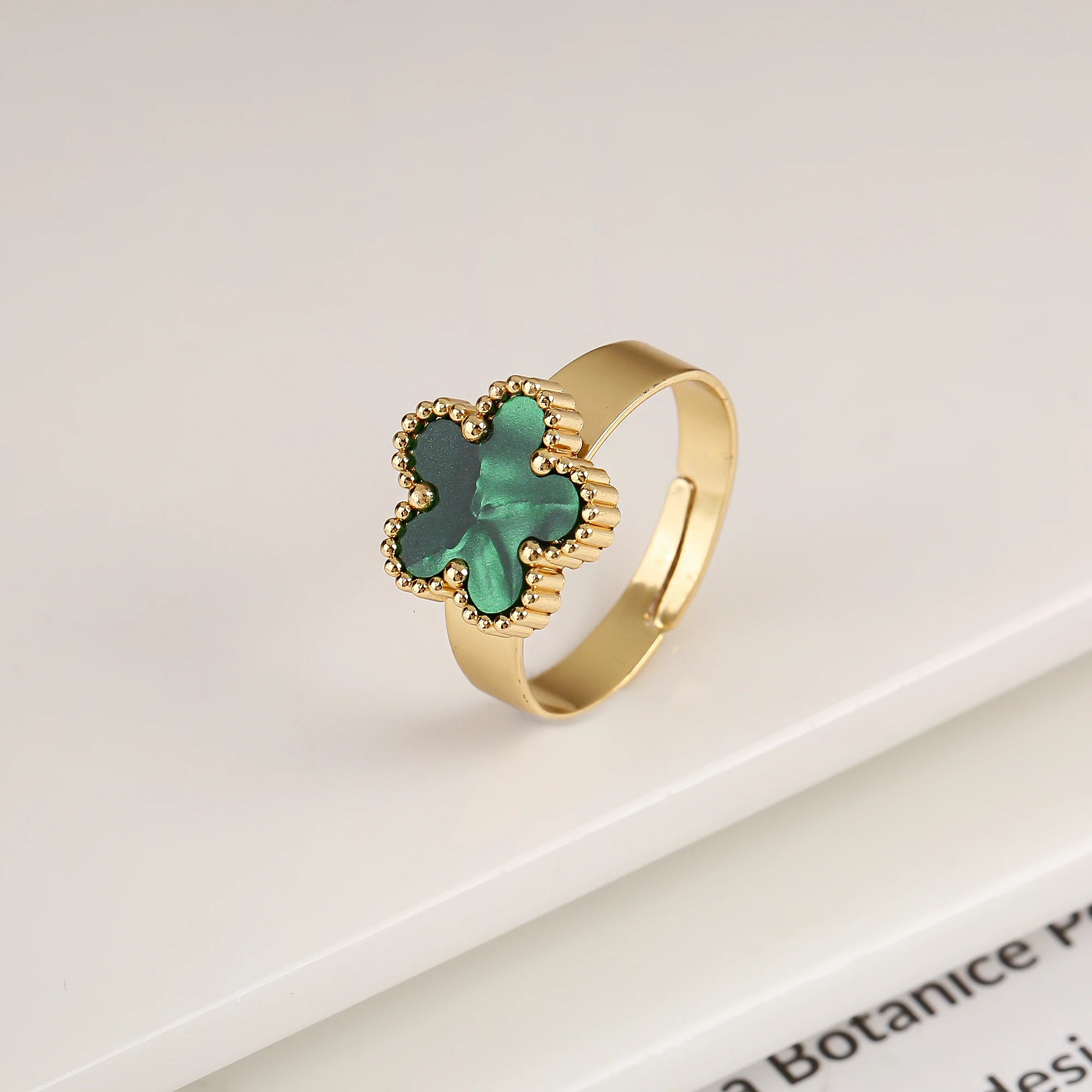 Clover Aura Ring