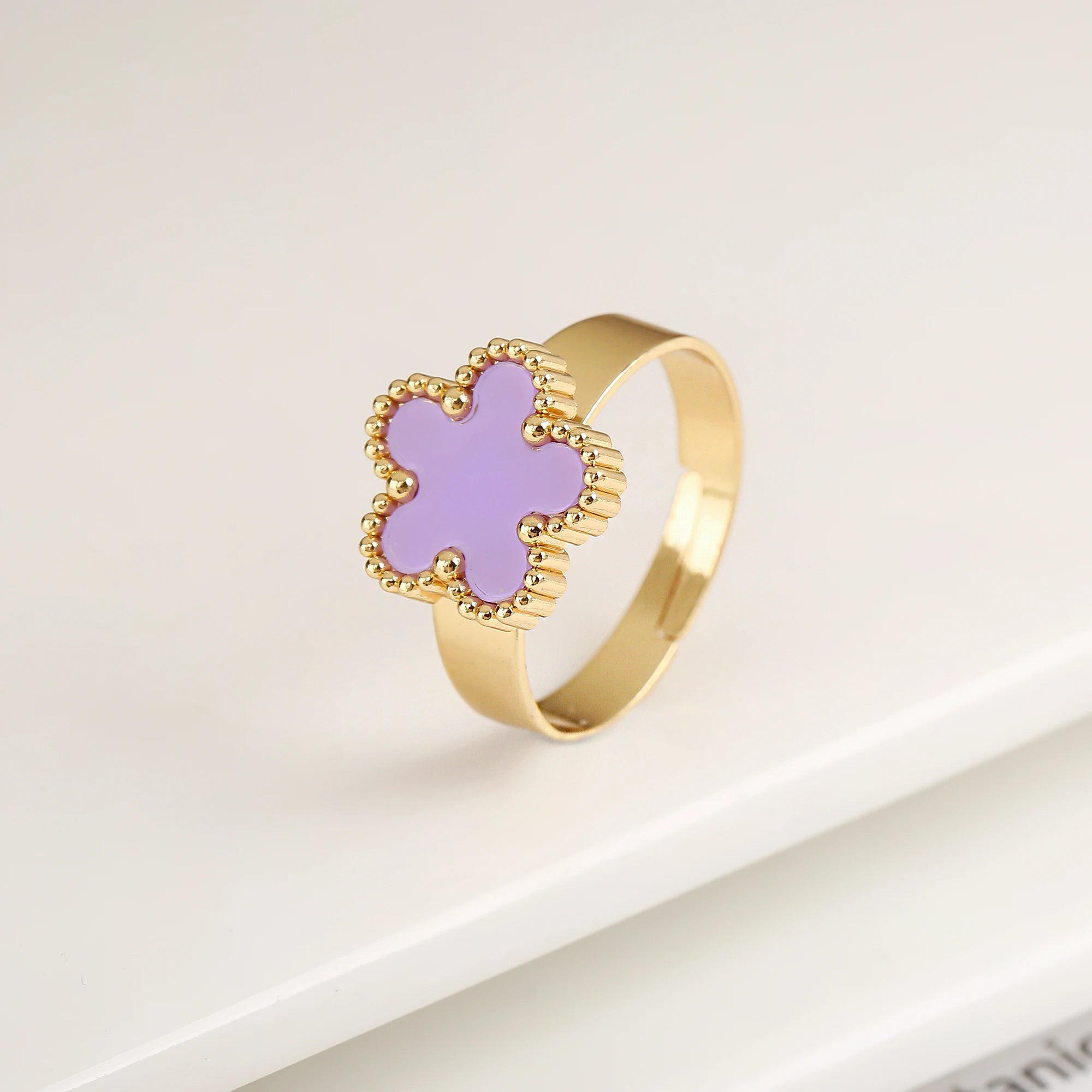 Clover Aura Ring